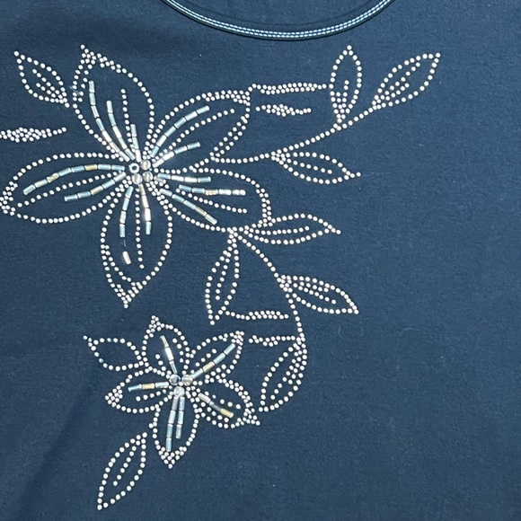 Rebecca Malone Beaded Flower Blouse Size Large - Picture 7 of 8